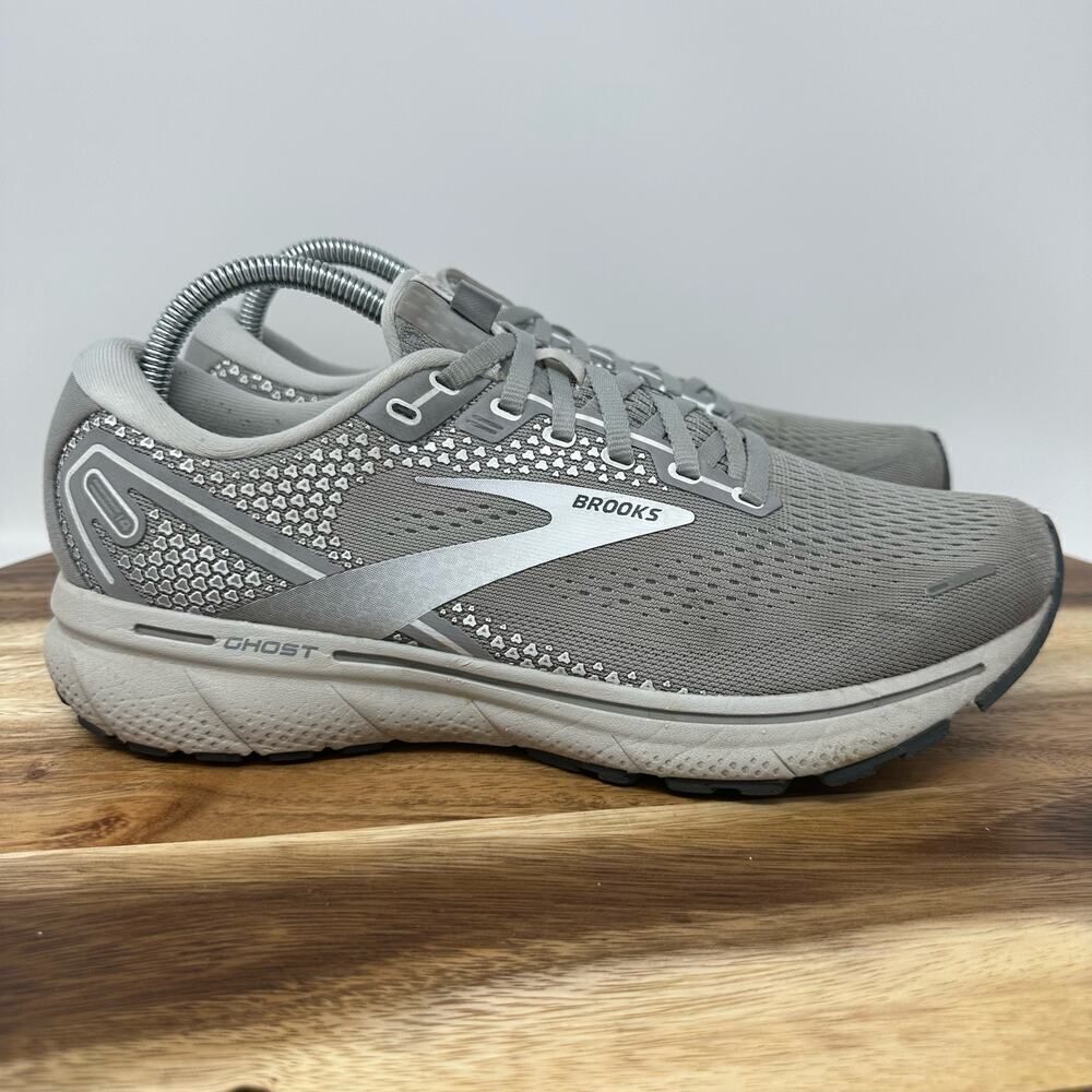 Brooks Ghost 14 Women’s Size 9.5 B Running Walking Gray Shoes Athletic Sneakers
